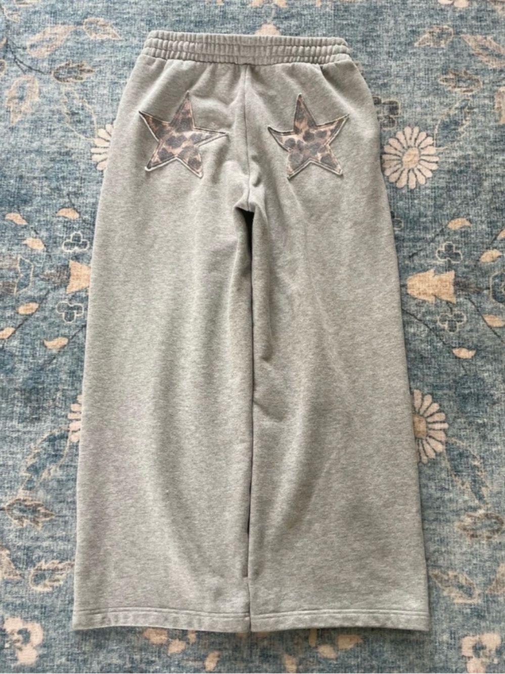 LA Hearts Grey Cheetah Print Star Sweatpants